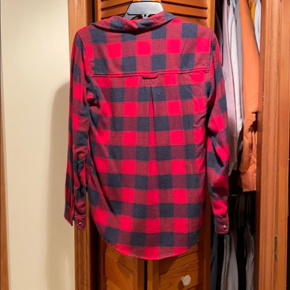 American Eagle Boyfriend Flannel Red Black Small - Picture 6 of 7